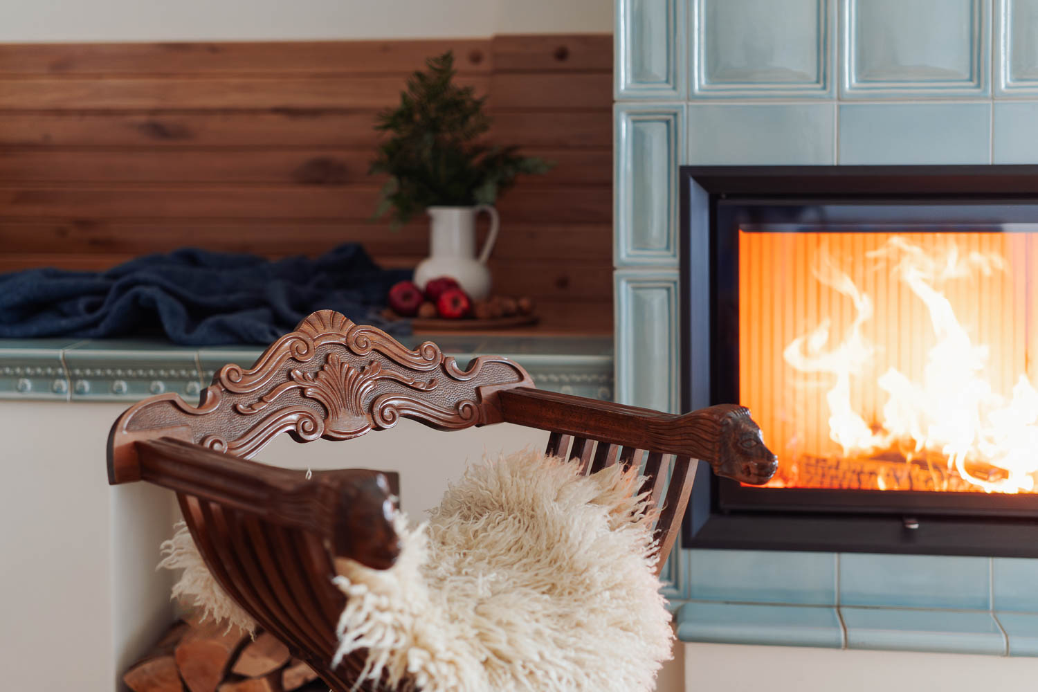 AR Kamnářství Hoxter tiled stove realization